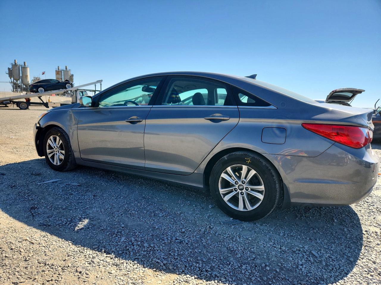 2013 HYUNDAI SONATA GLS photo 2