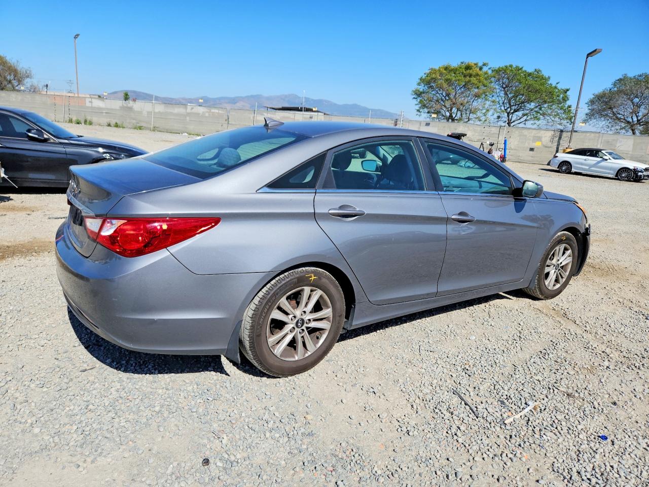 2013 HYUNDAI SONATA GLS photo 3