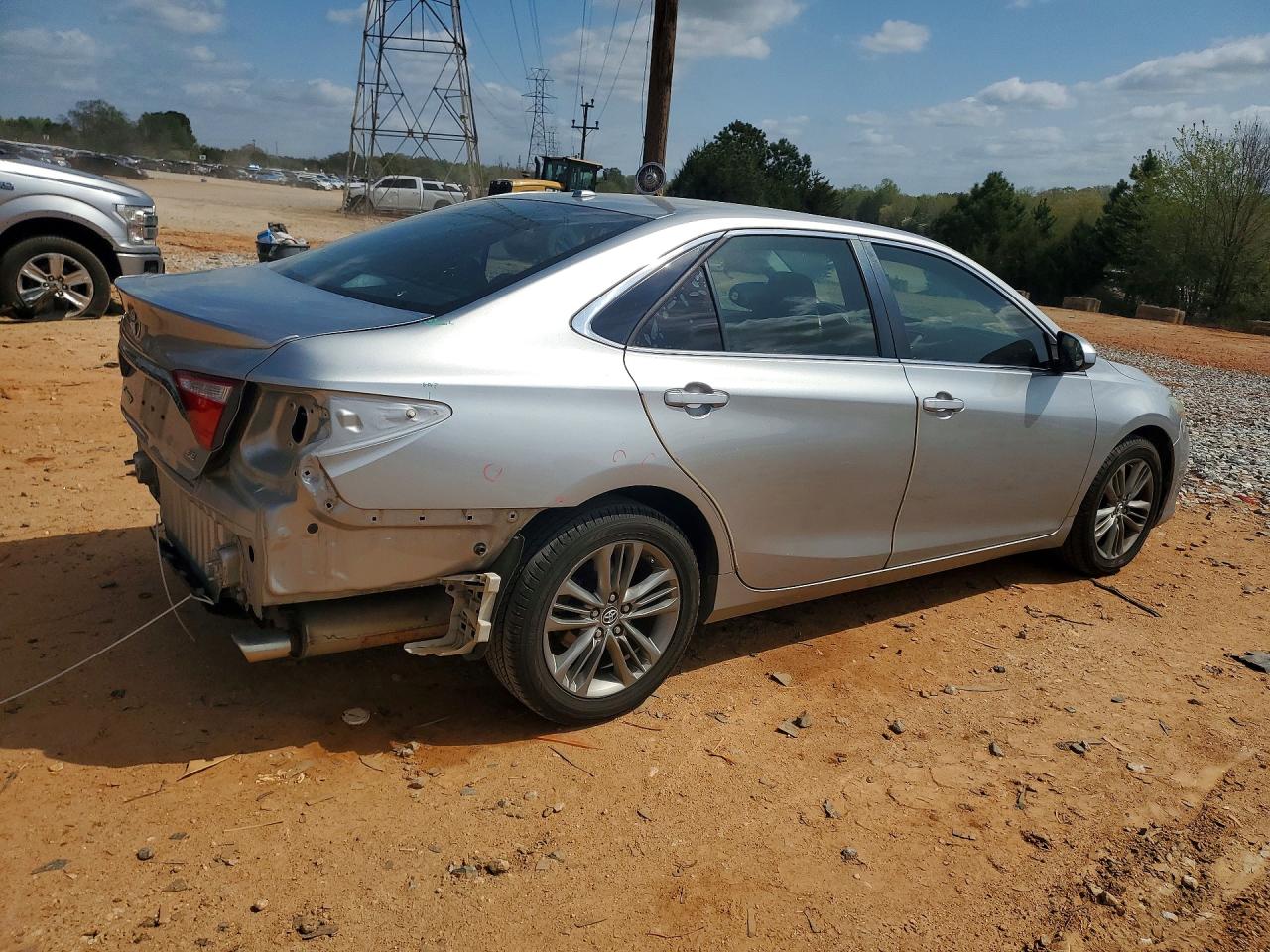 2016 TOYOTA CAMRY SE photo 7