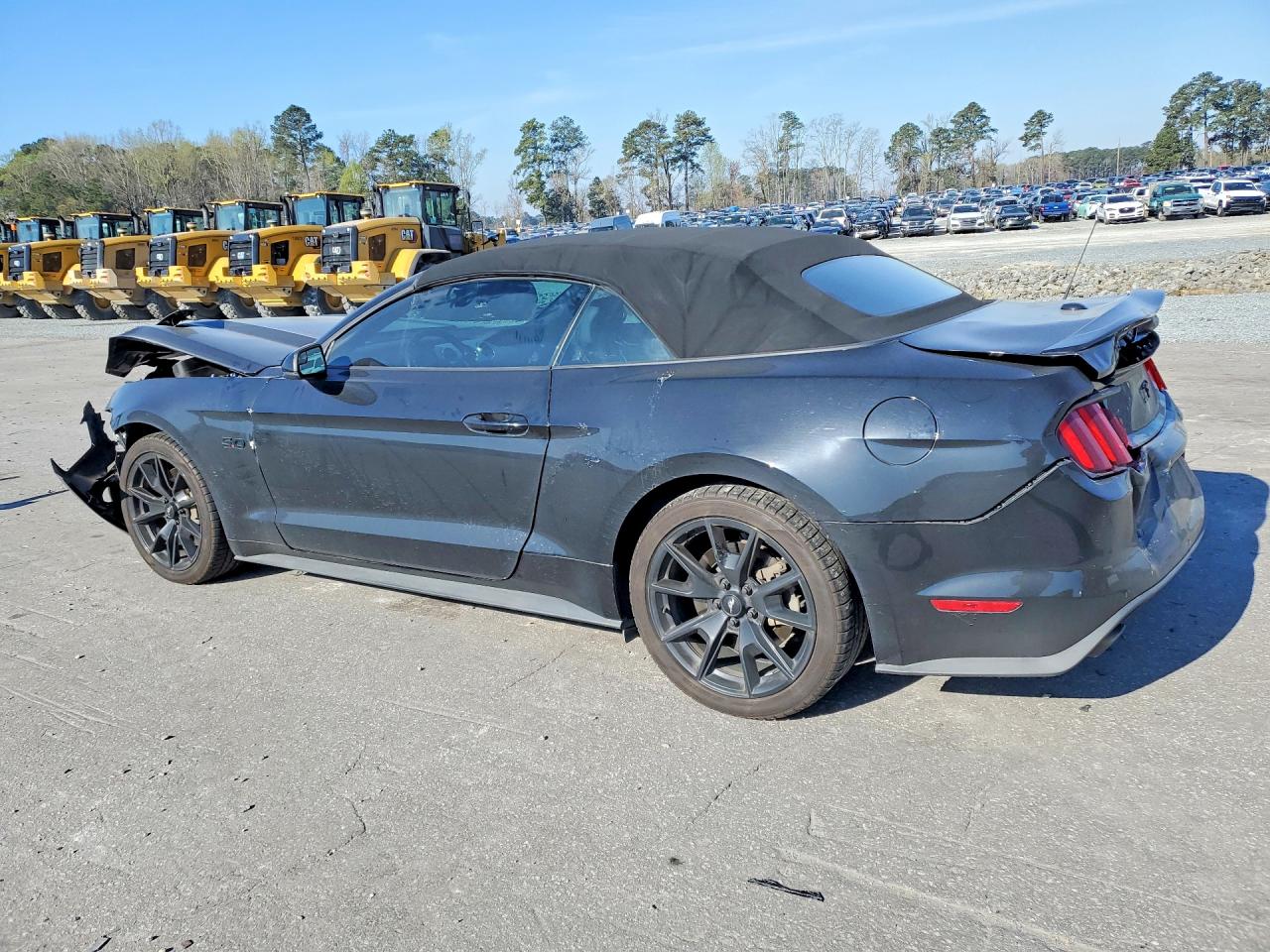 2017 FORD MUSTANG GT photo 2