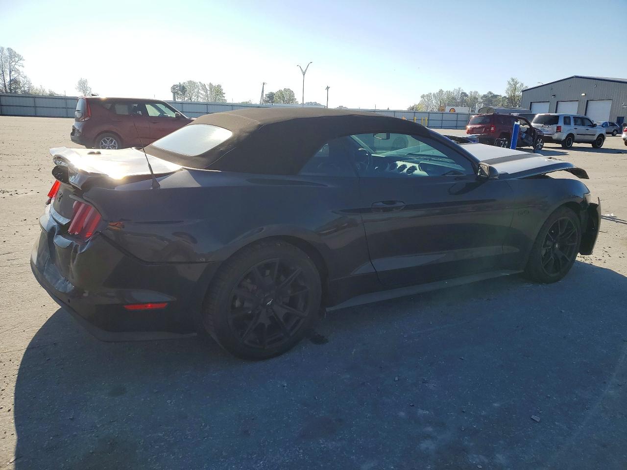 2017 FORD MUSTANG GT photo 3