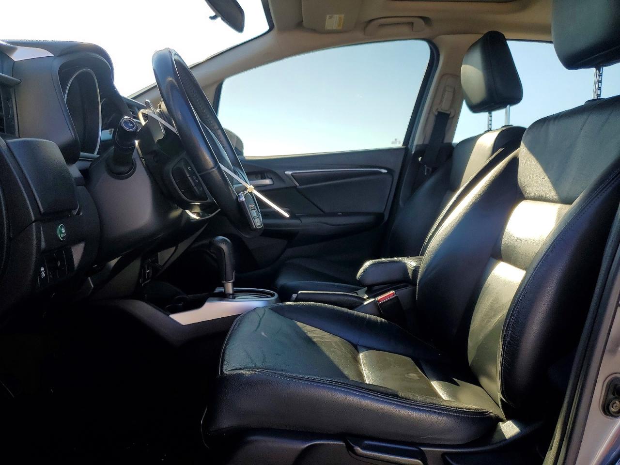 2015 HONDA FIT EX photo 13