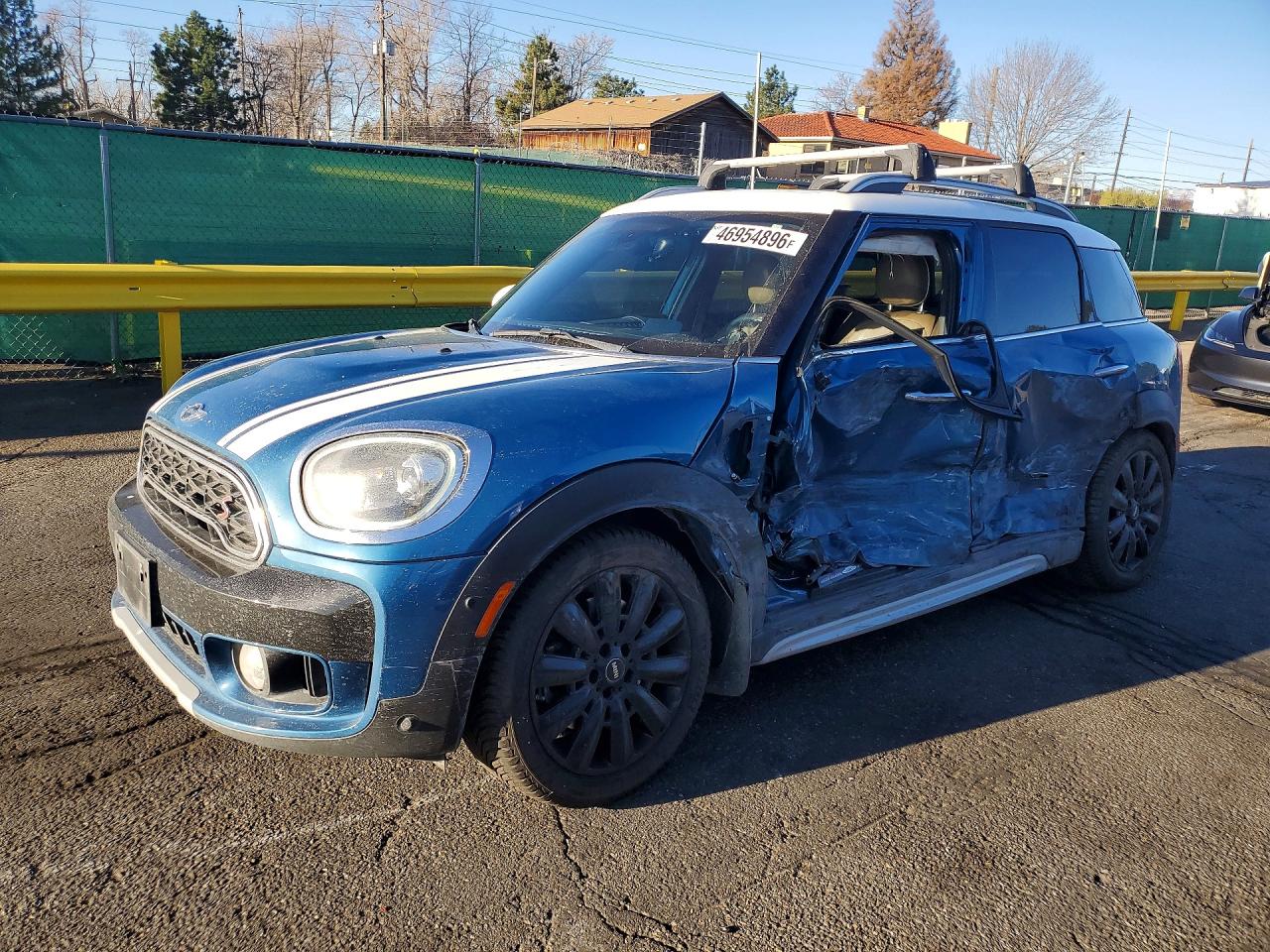 2017 MINI COOPER