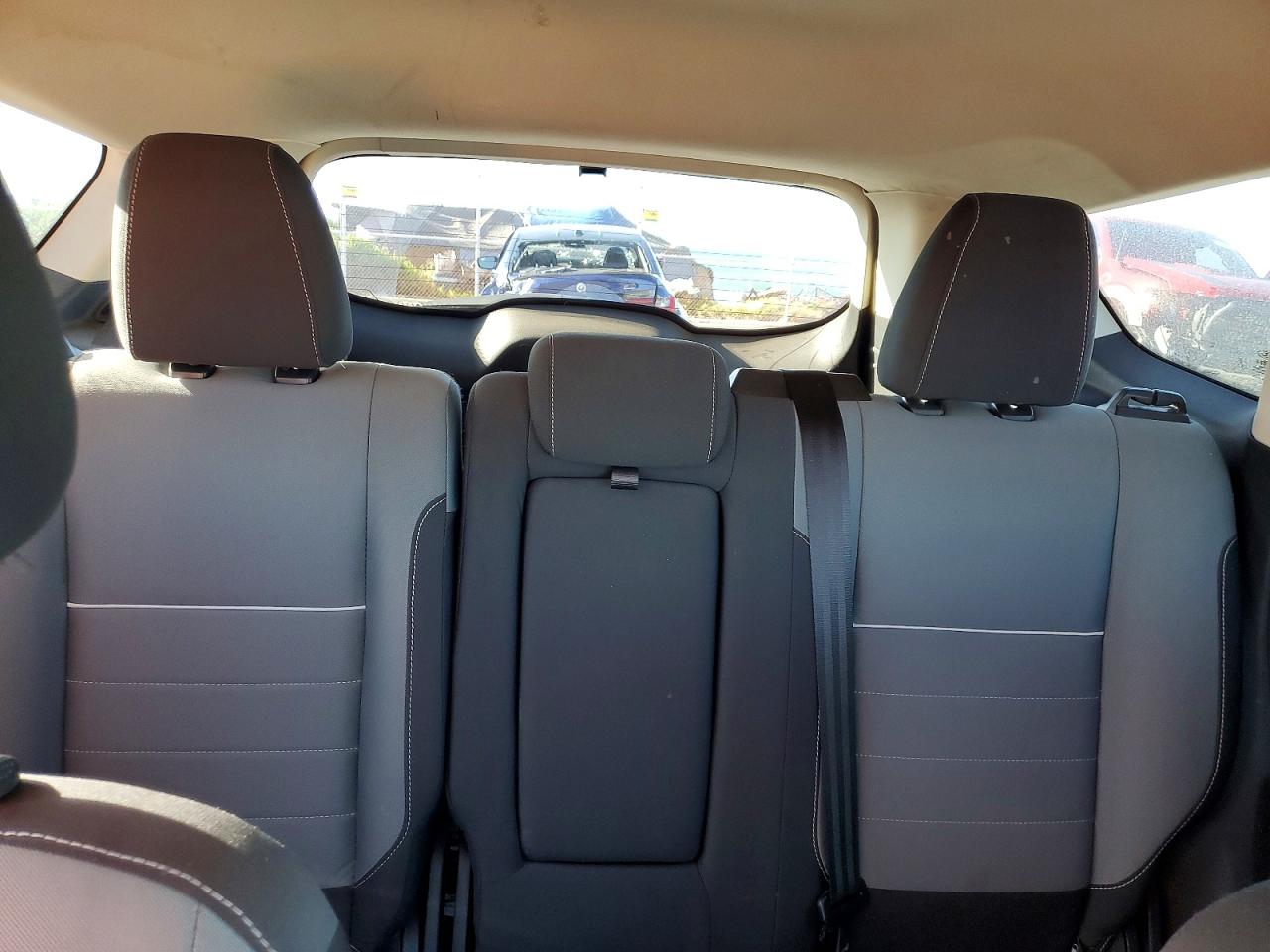 2015 FORD ESCAPE SE photo 19