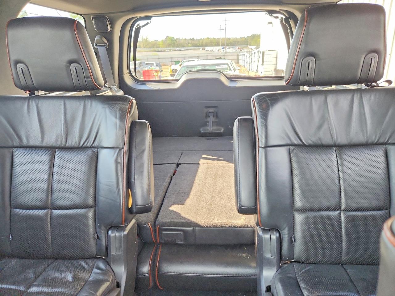 2009 LINCOLN NAVIGATOR photo 28