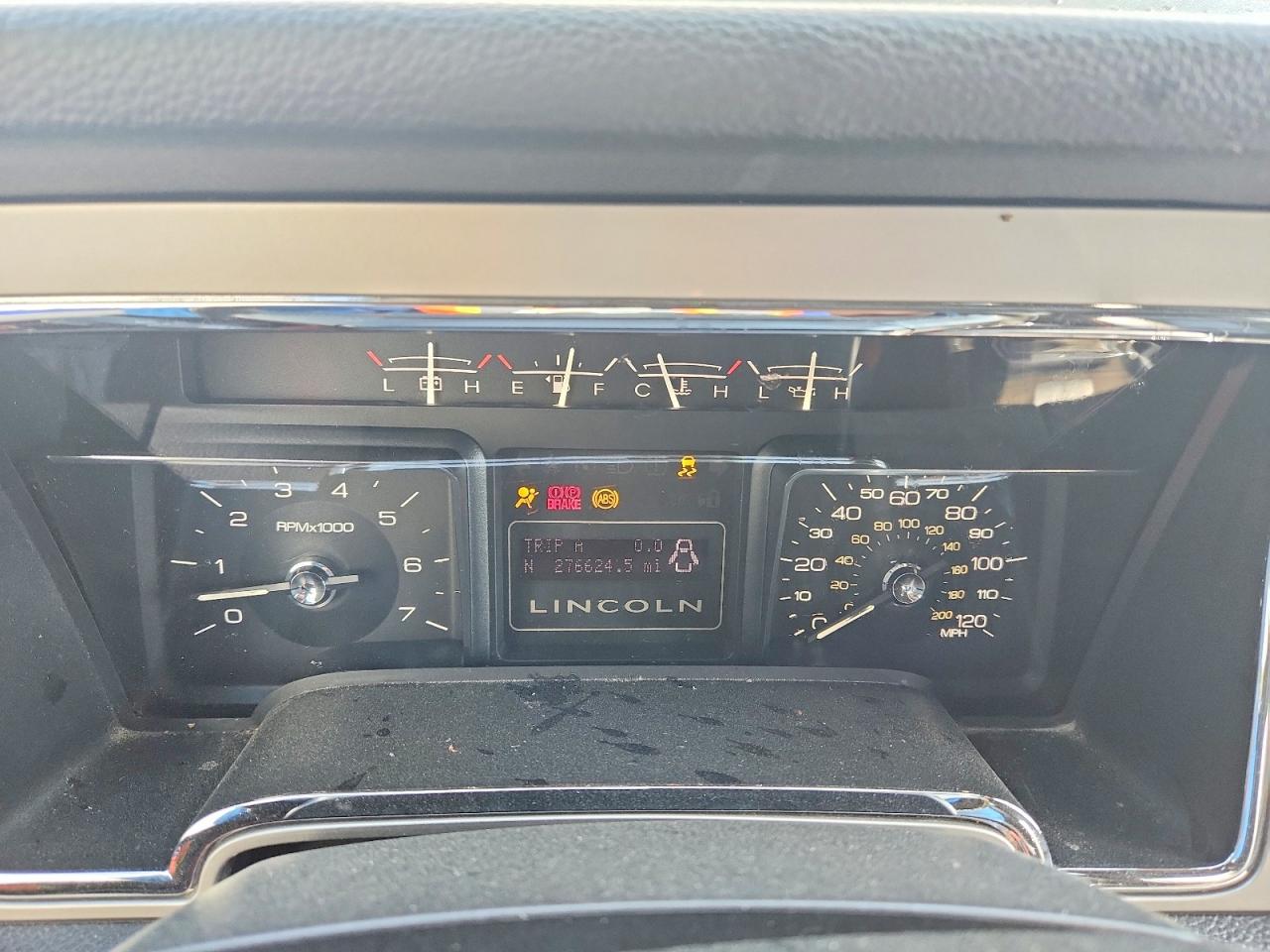 2009 LINCOLN NAVIGATOR photo 25