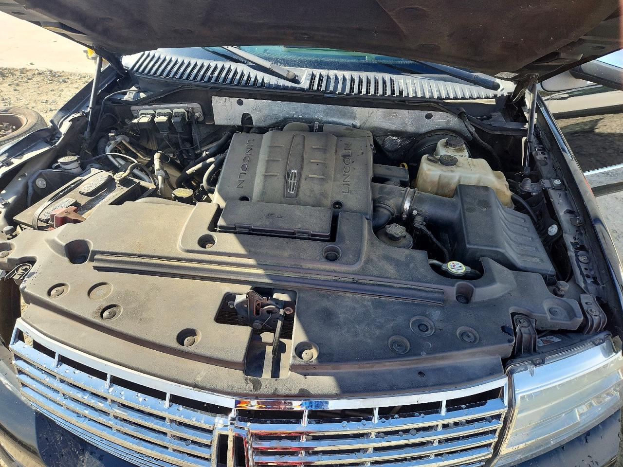 2009 LINCOLN NAVIGATOR photo 34