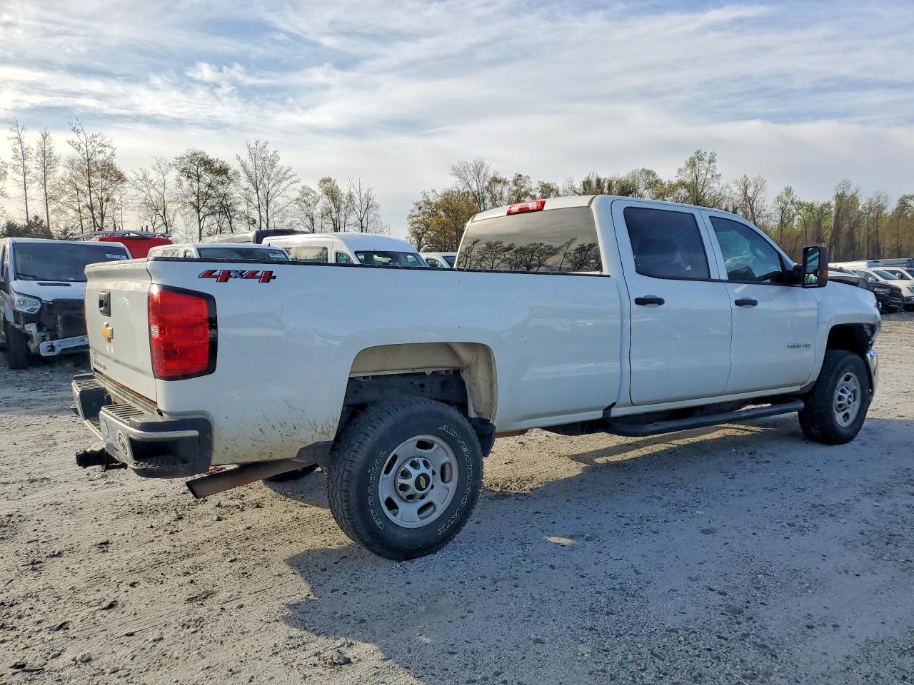2018 CHEVROLET SILVERADO K2500 HEAVY DUTY photo 5