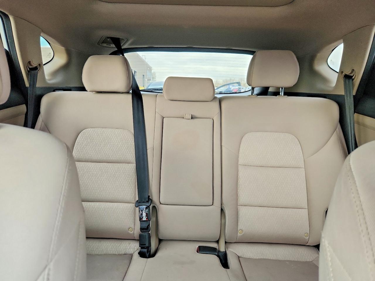 2018 HYUNDAI TUCSON VALUE photo 10