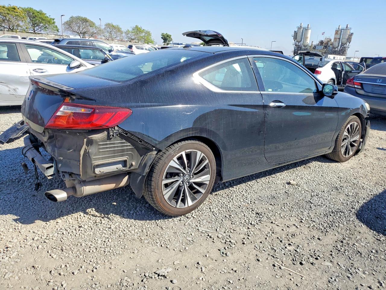 2017 HONDA ACCORD EXL photo 5