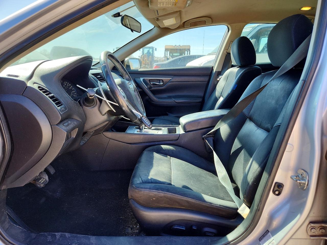2016 NISSAN ALTIMA 2.5 SR photo 19