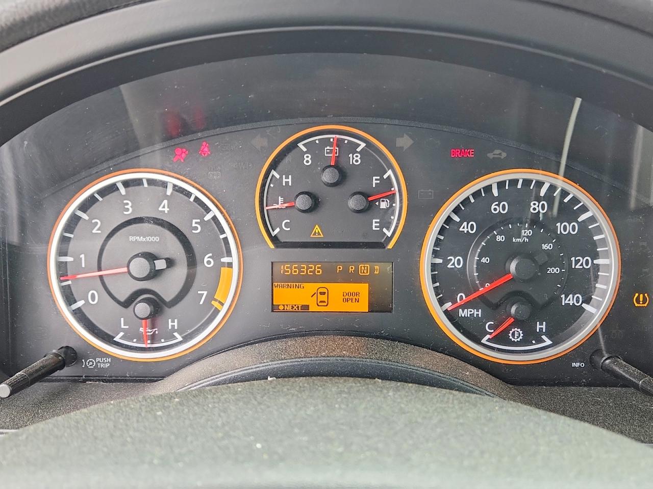 2015 NISSAN ARMADA SV photo 9