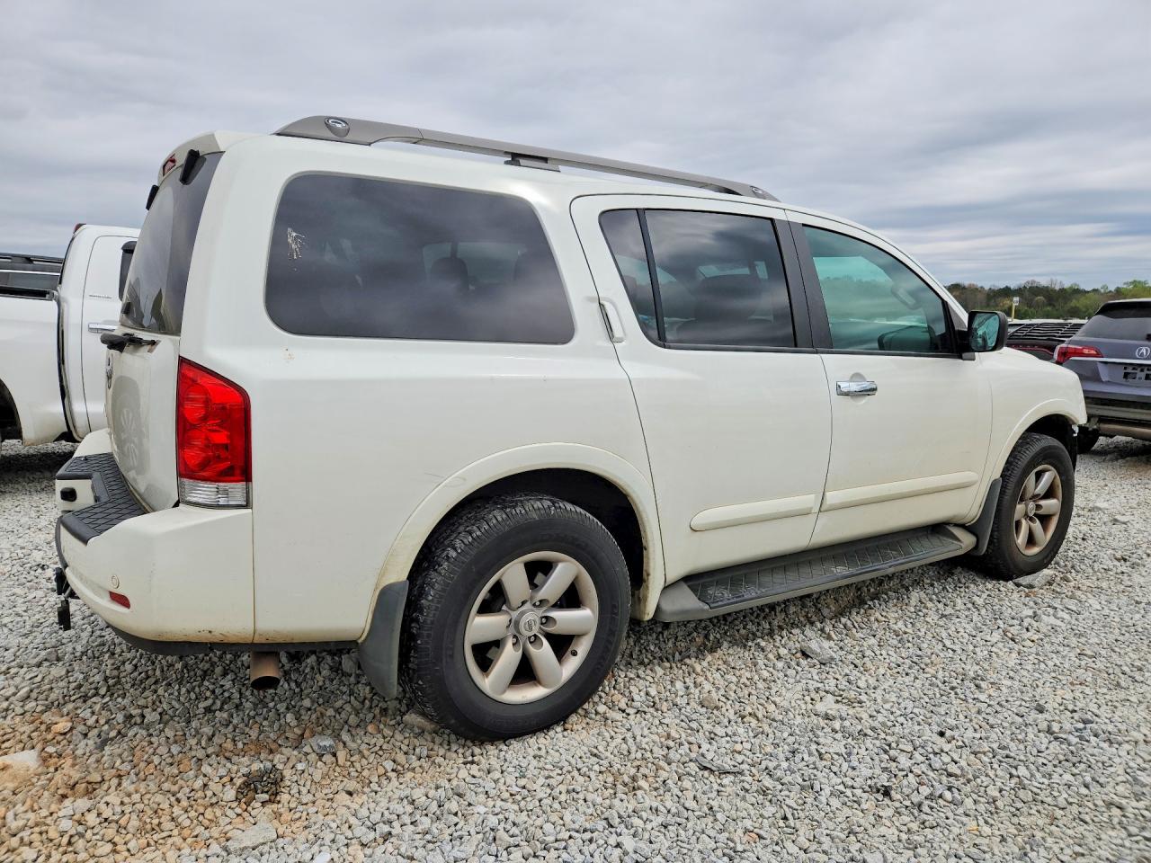 2015 NISSAN ARMADA SV photo 3