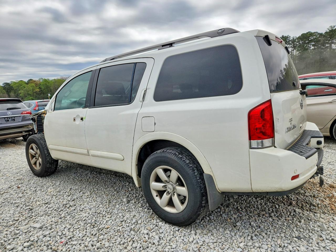 2015 NISSAN ARMADA SV photo 2