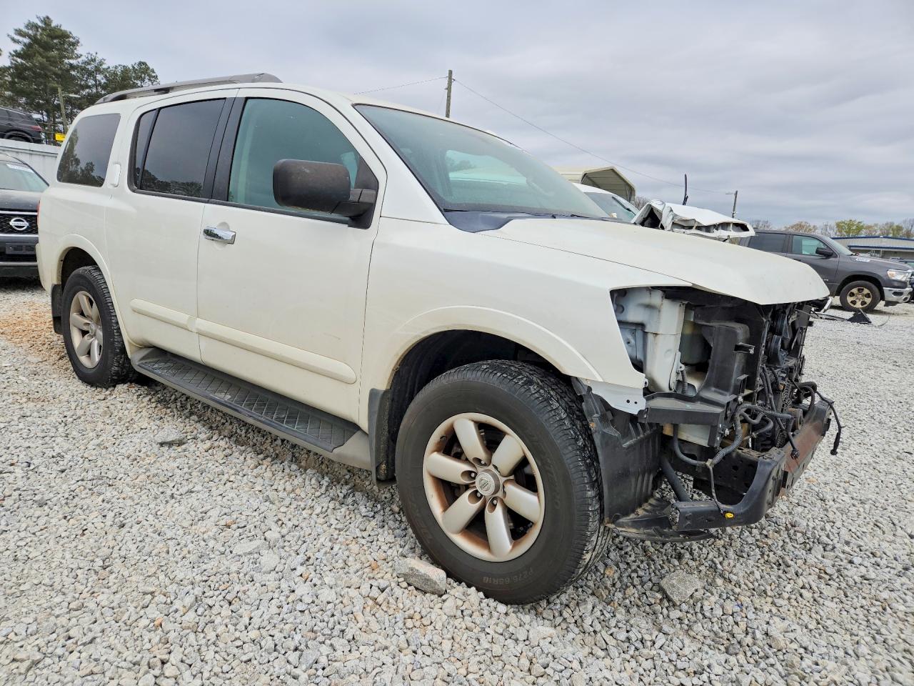 2015 NISSAN ARMADA SV photo 4