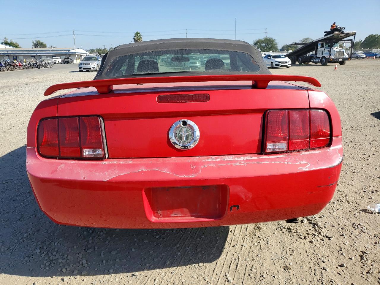 2006 FORD MUSTANG photo 6