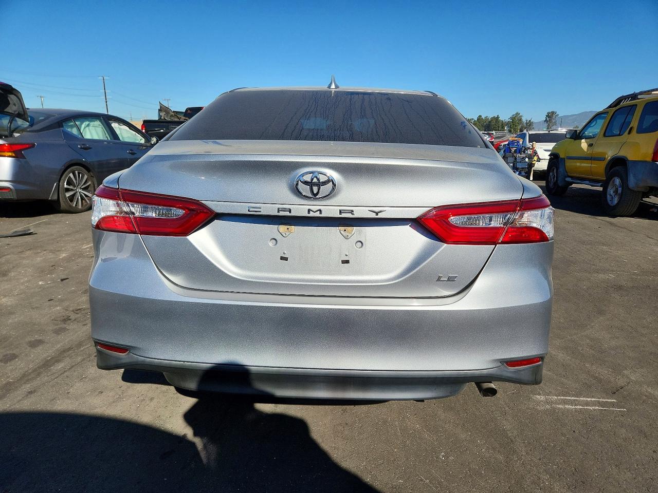 2020 TOYOTA CAMRY LE photo 6