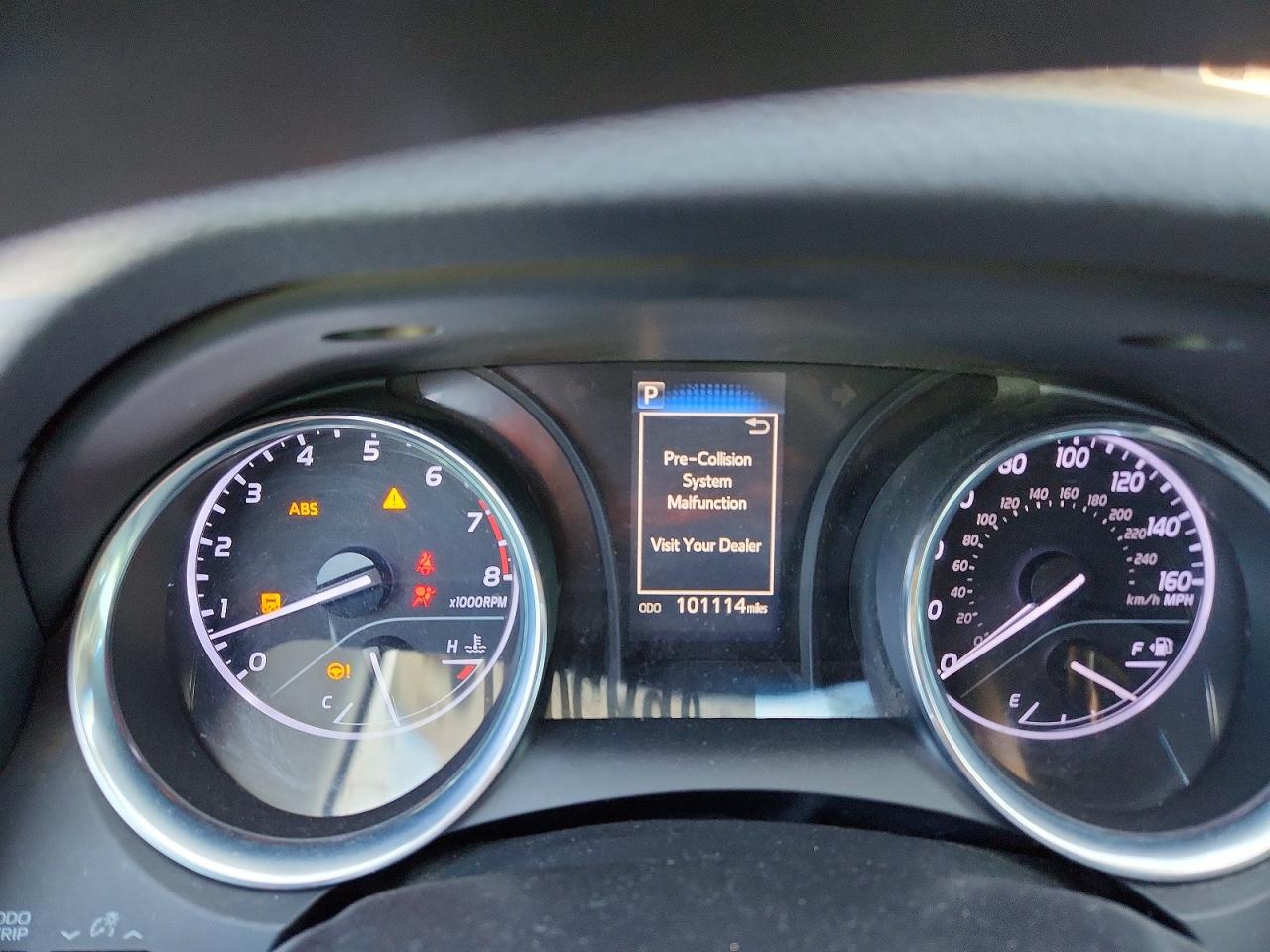 2020 TOYOTA CAMRY LE photo 9