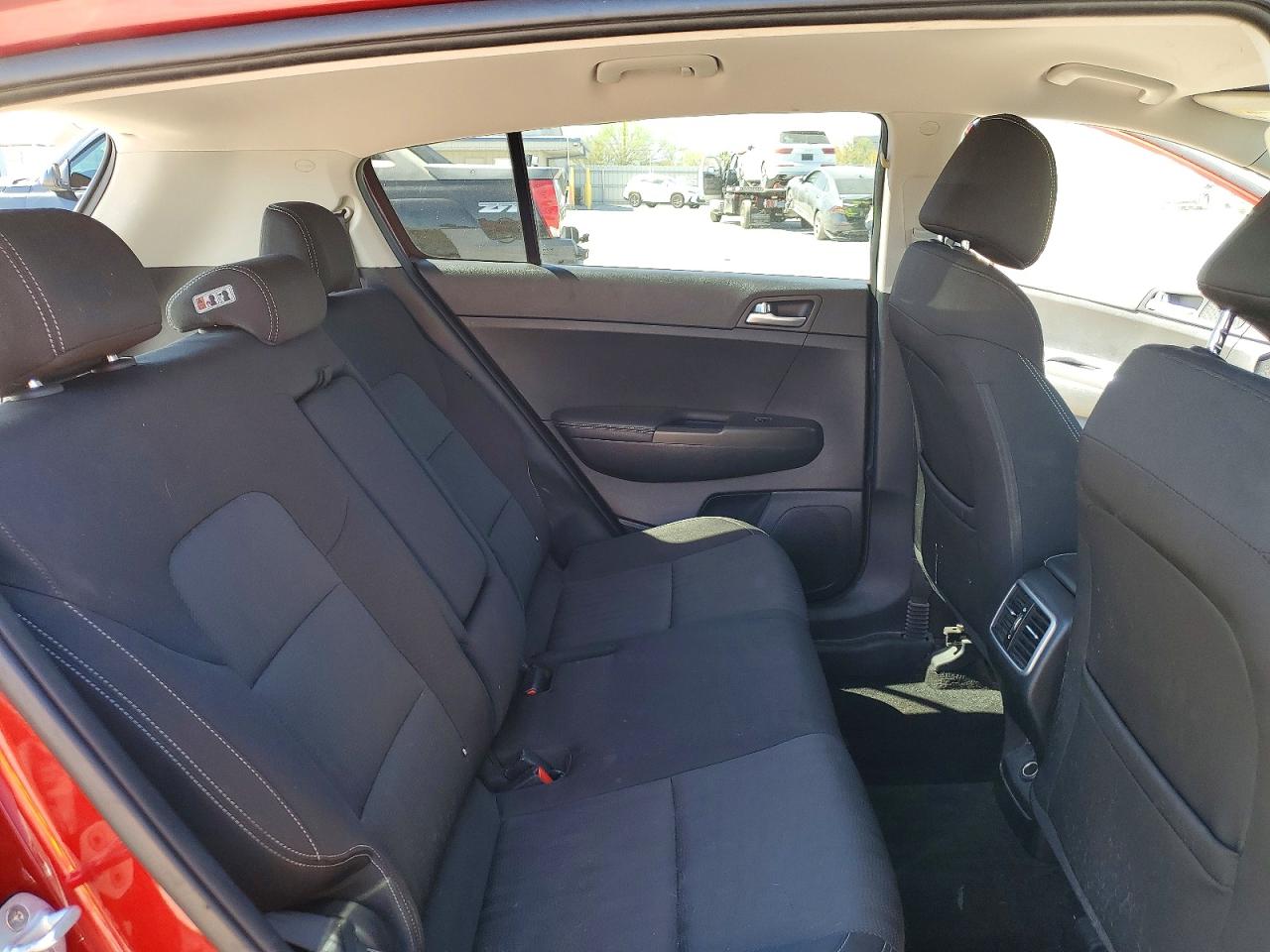 2017 KIA SPORTAGE LX photo 21