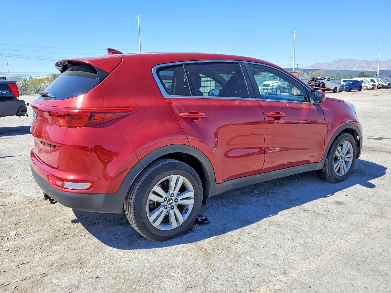 2017 KIA SPORTAGE LX photo 5