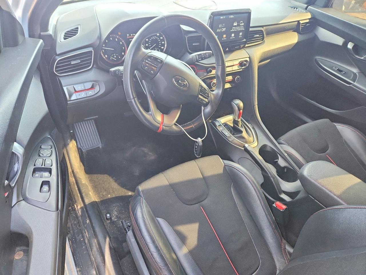 2019 HYUNDAI VELOSTER 2.0L PREMIUM photo 15