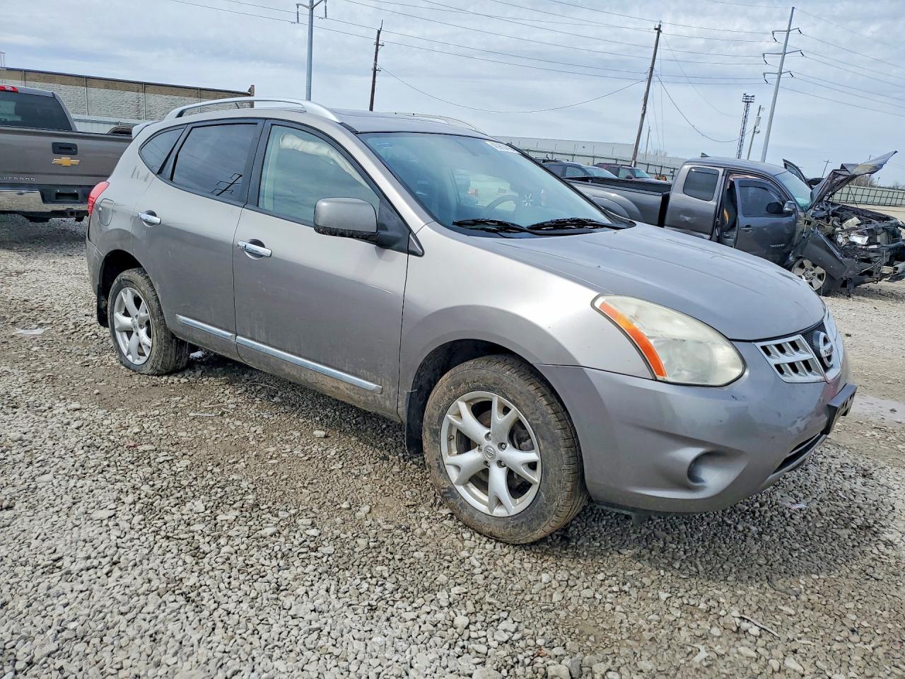 2011 NISSAN ROGUE S photo 10