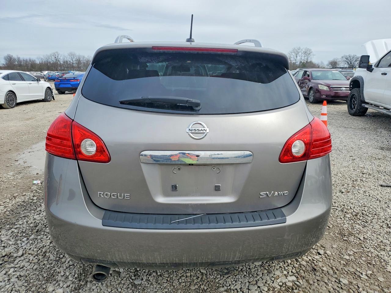 2011 NISSAN ROGUE S photo 16