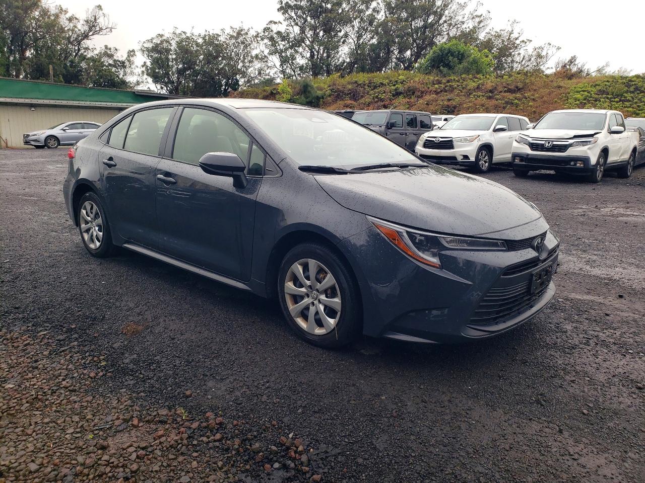 2024 TOYOTA COROLLA LE photo 4