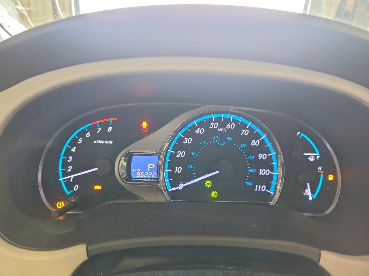 2014 TOYOTA SIENNA photo 9