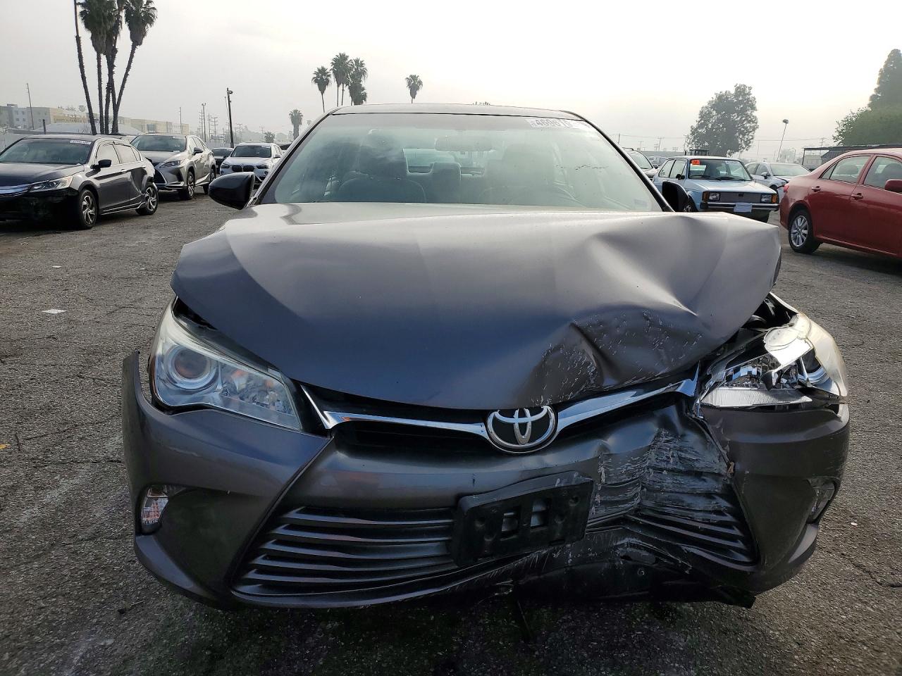 2017 TOYOTA CAMRY LE photo 9