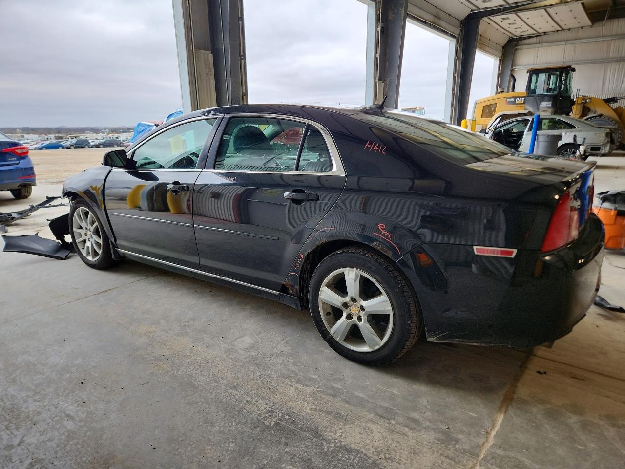 2011 CHEVROLET MALIBU 2LT photo 3