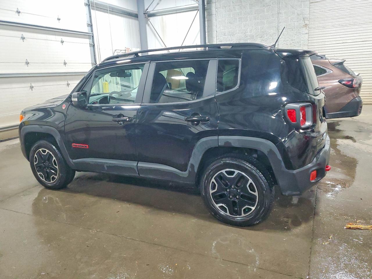2017 JEEP RENEGADE TRAILHAWK photo 3