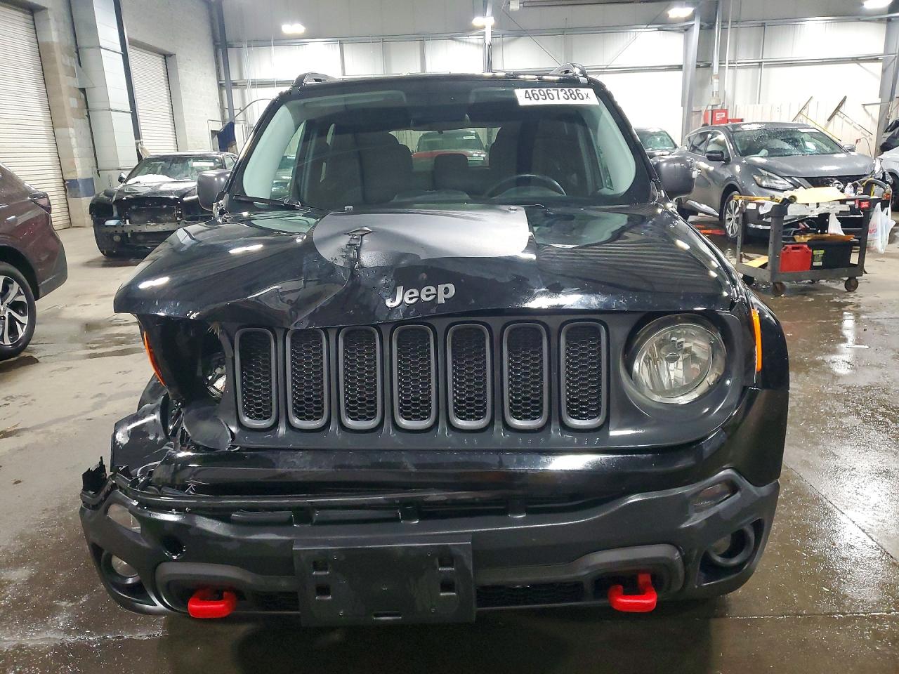 2017 JEEP RENEGADE TRAILHAWK photo 9