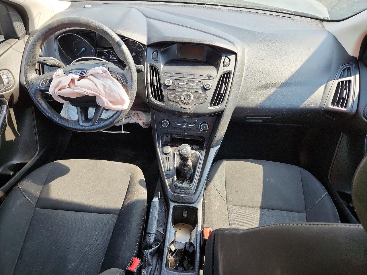 2018 FORD FOCUS S photo 22