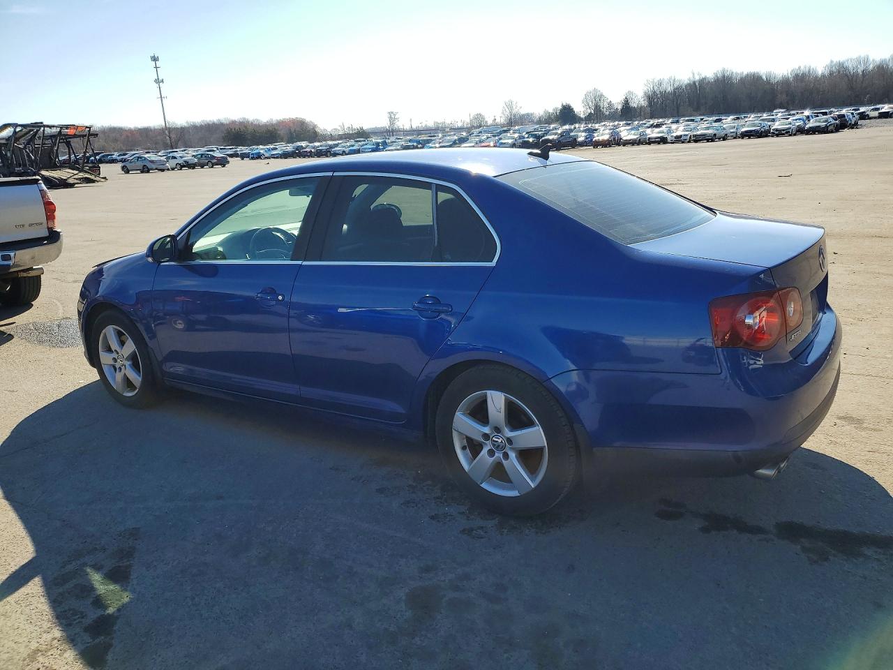 2008 VOLKSWAGEN JETTA SE photo 4