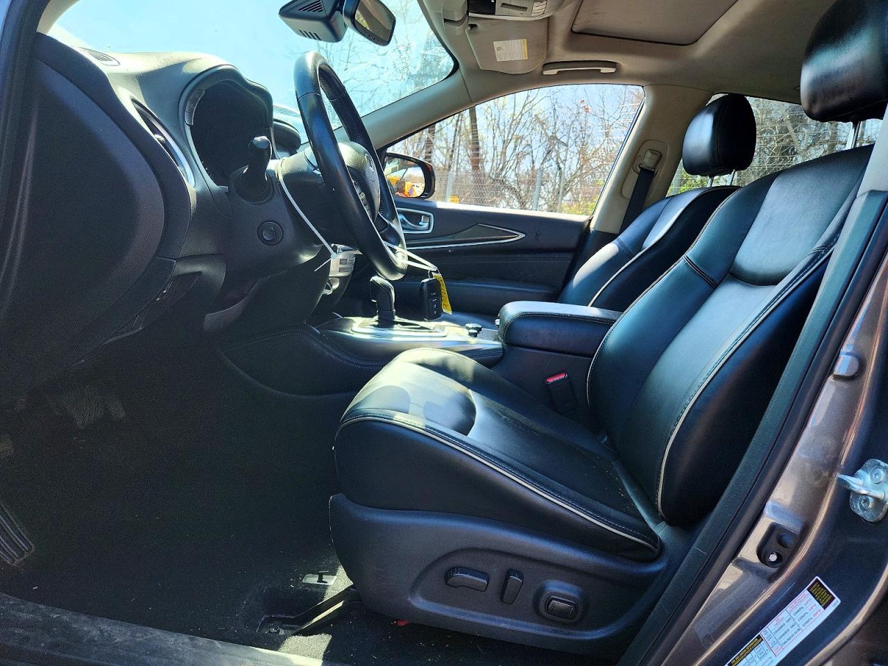 2020 INFINITI QX60 LUXE photo 13