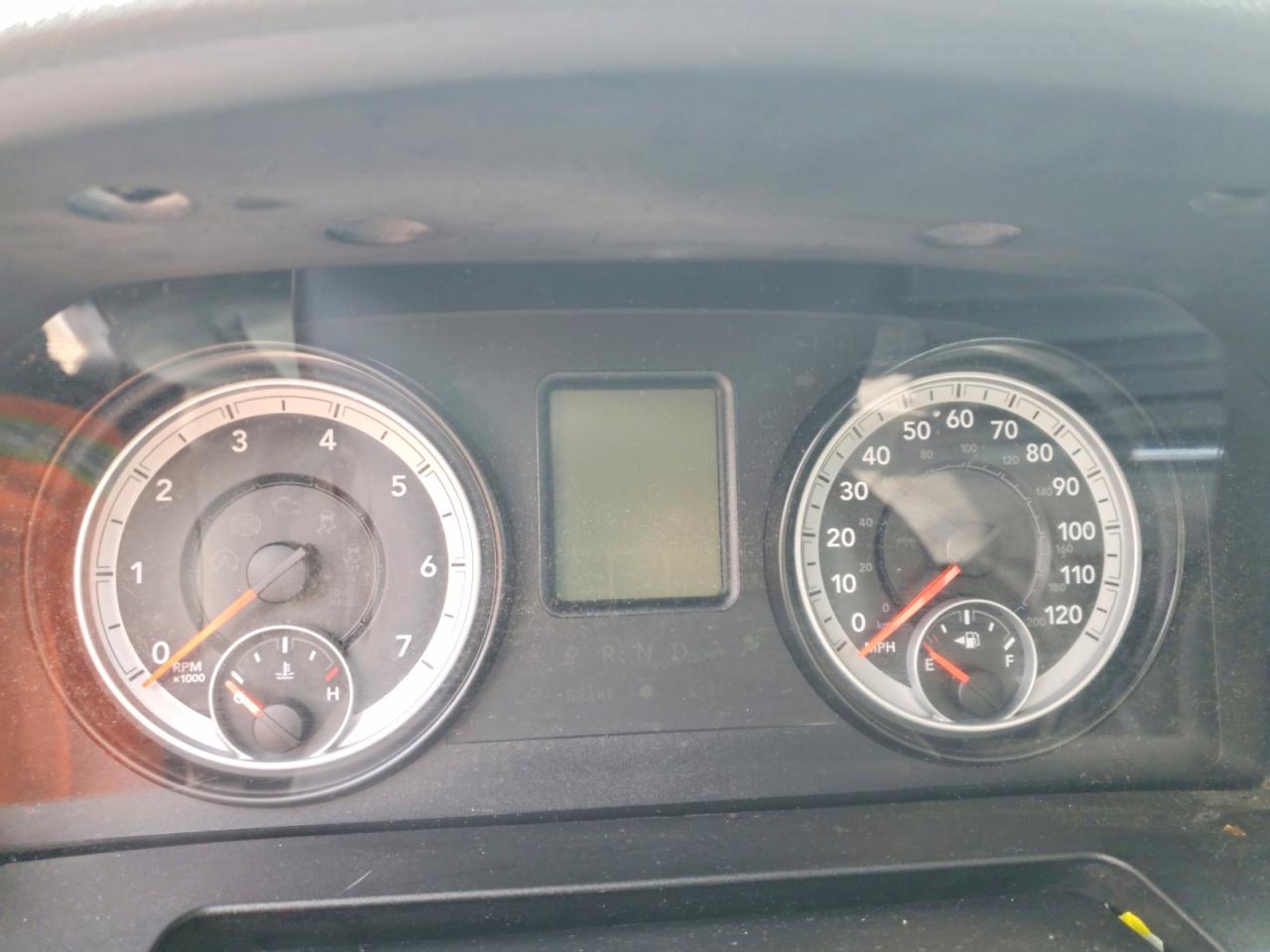 2014 RAM 1500 ST photo 25