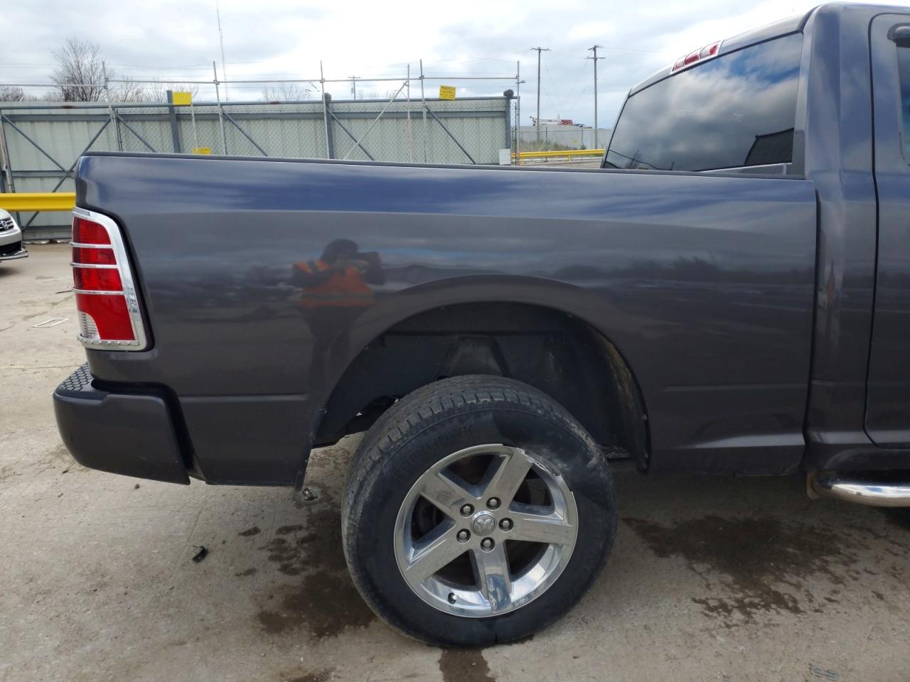 2014 RAM 1500 ST photo 28