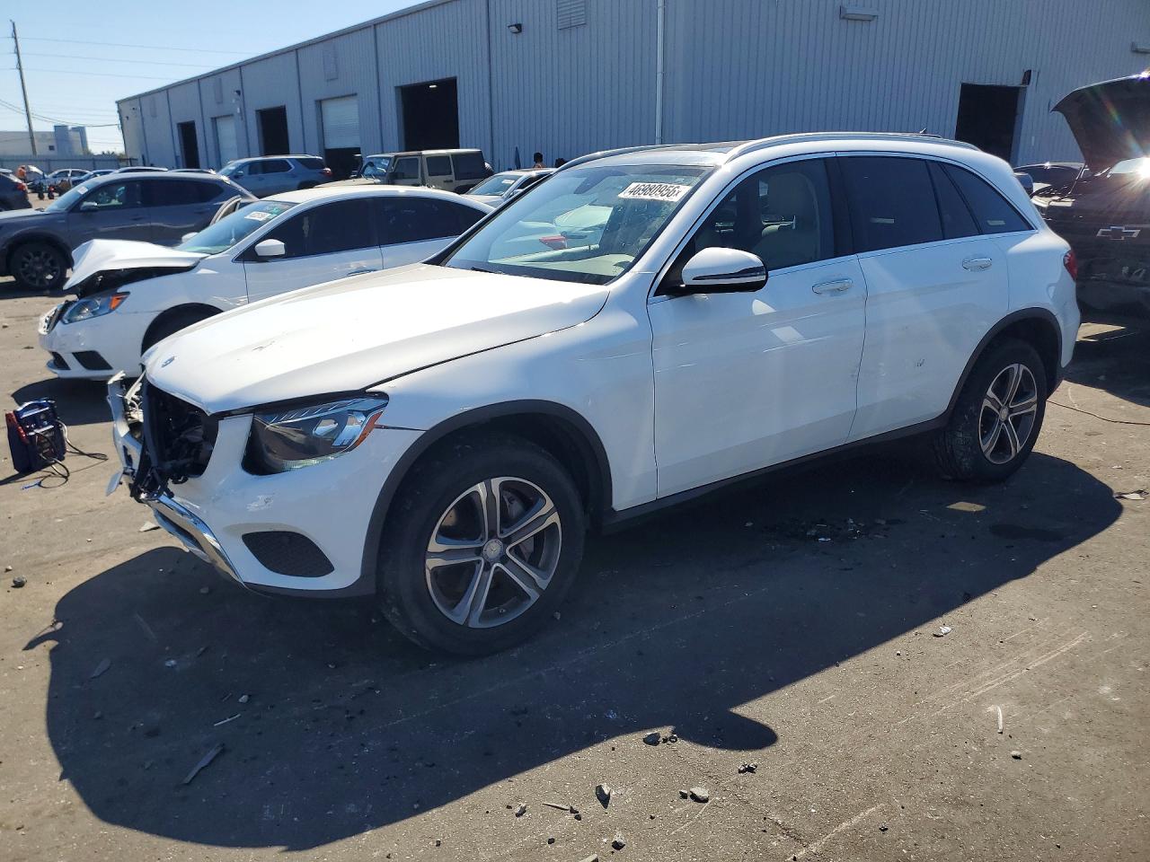 2017 MERCEDES-BENZ GLC