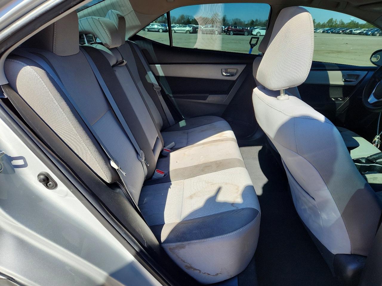 2018 TOYOTA COROLLA photo 10