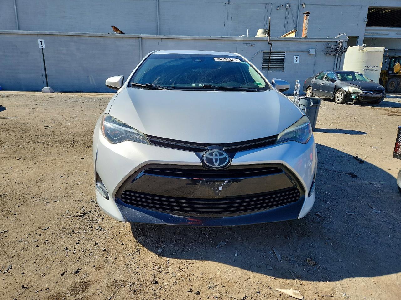 2018 TOYOTA COROLLA photo 5