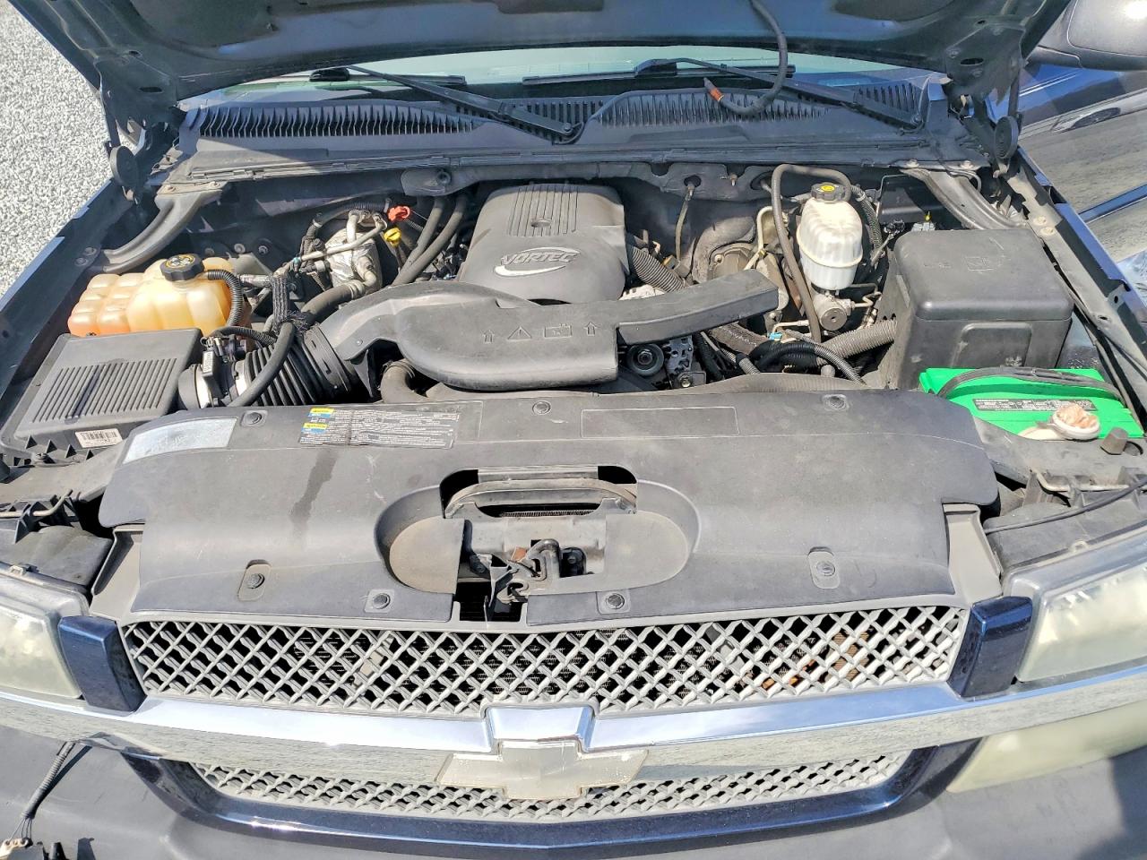 2004 CHEVROLET AVALANCHE K1500 photo 23