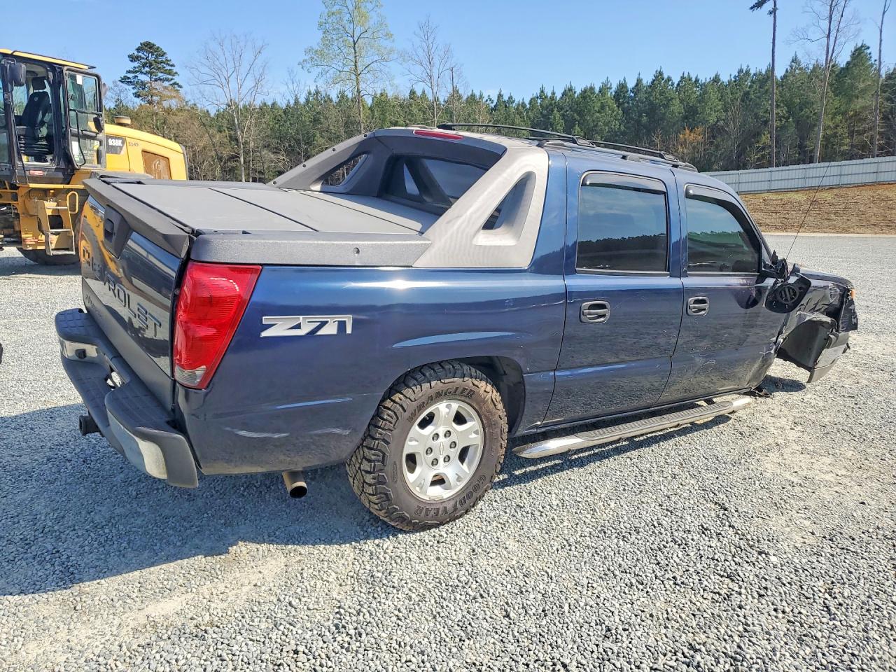 2004 CHEVROLET AVALANCHE K1500 photo 5