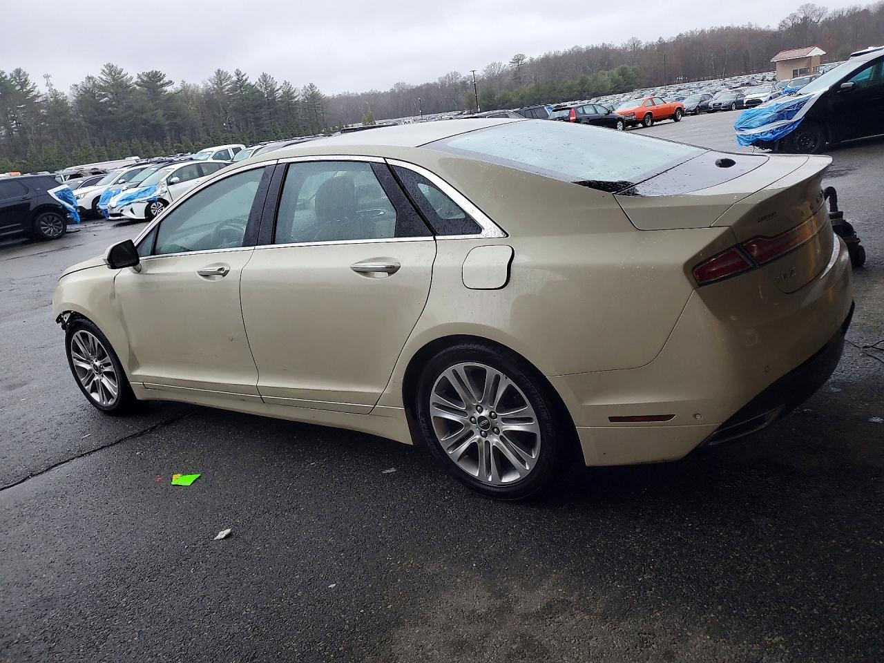 2014 LINCOLN MKZ HYBRID photo 2
