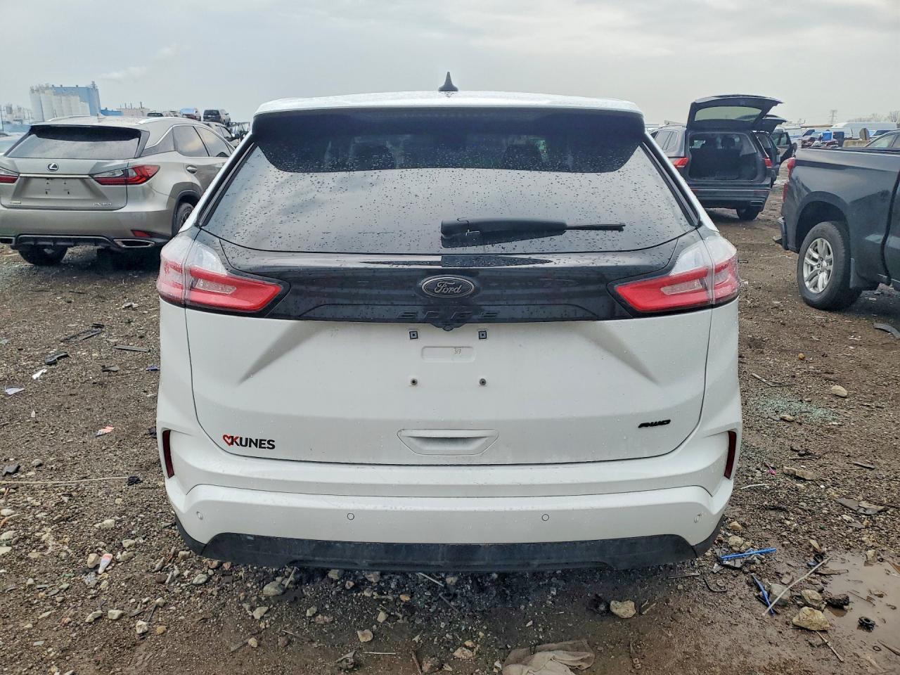 2024 FORD EDGE SE photo 11