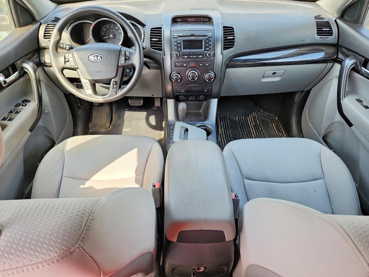 2012 KIA SORENTO LX photo 22