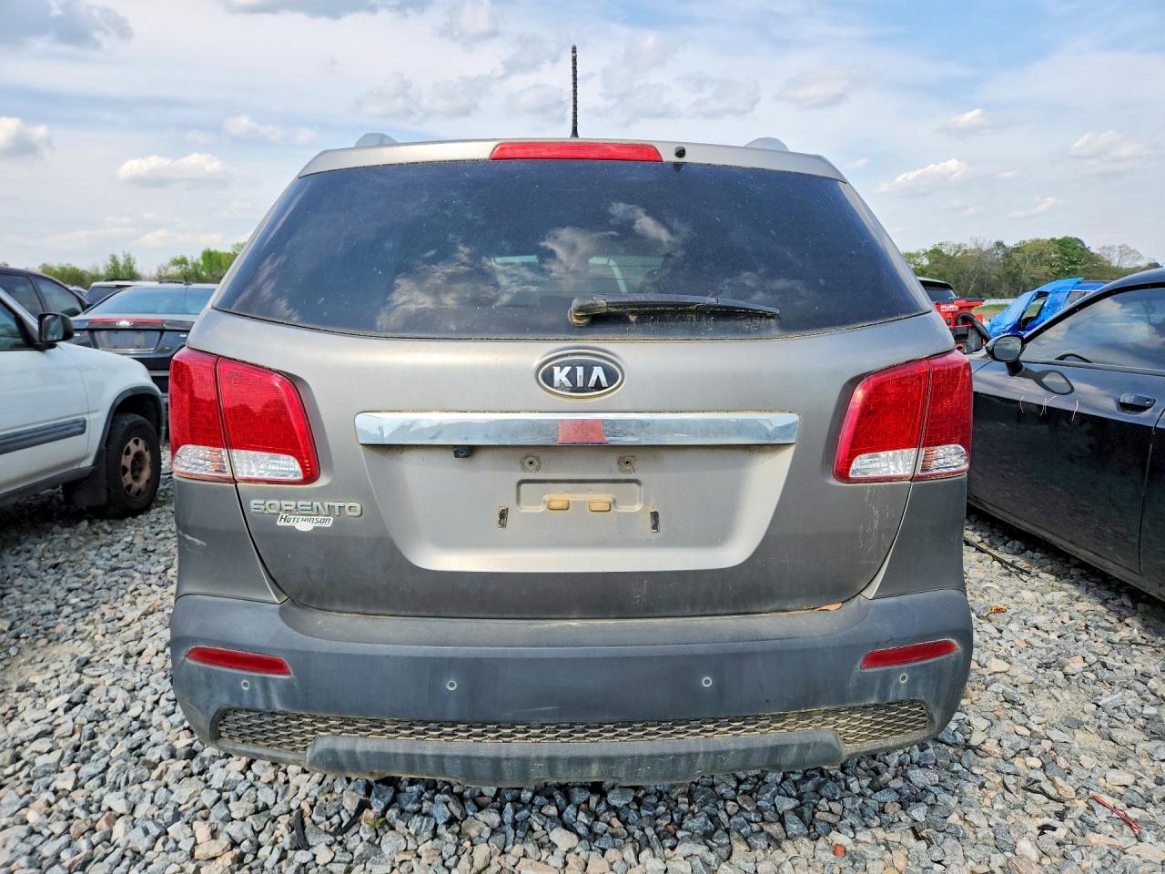 2012 KIA SORENTO LX photo 16