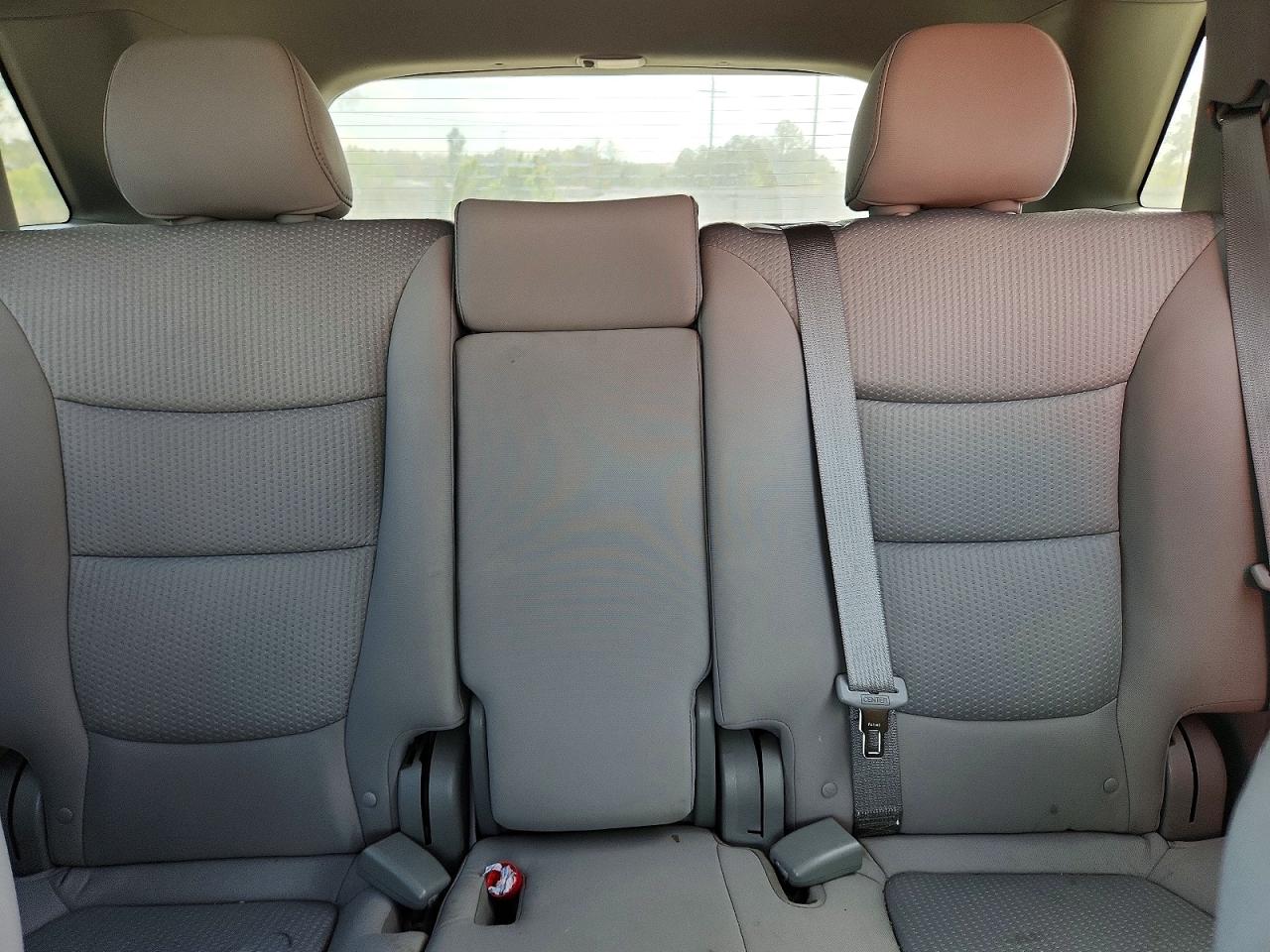 2012 KIA SORENTO LX photo 28