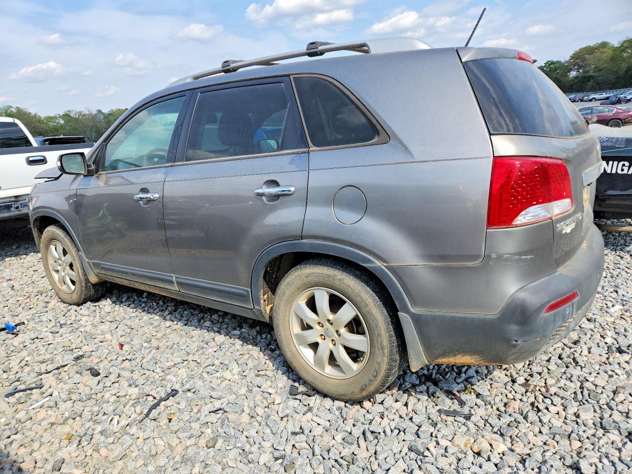 2012 KIA SORENTO LX photo 4