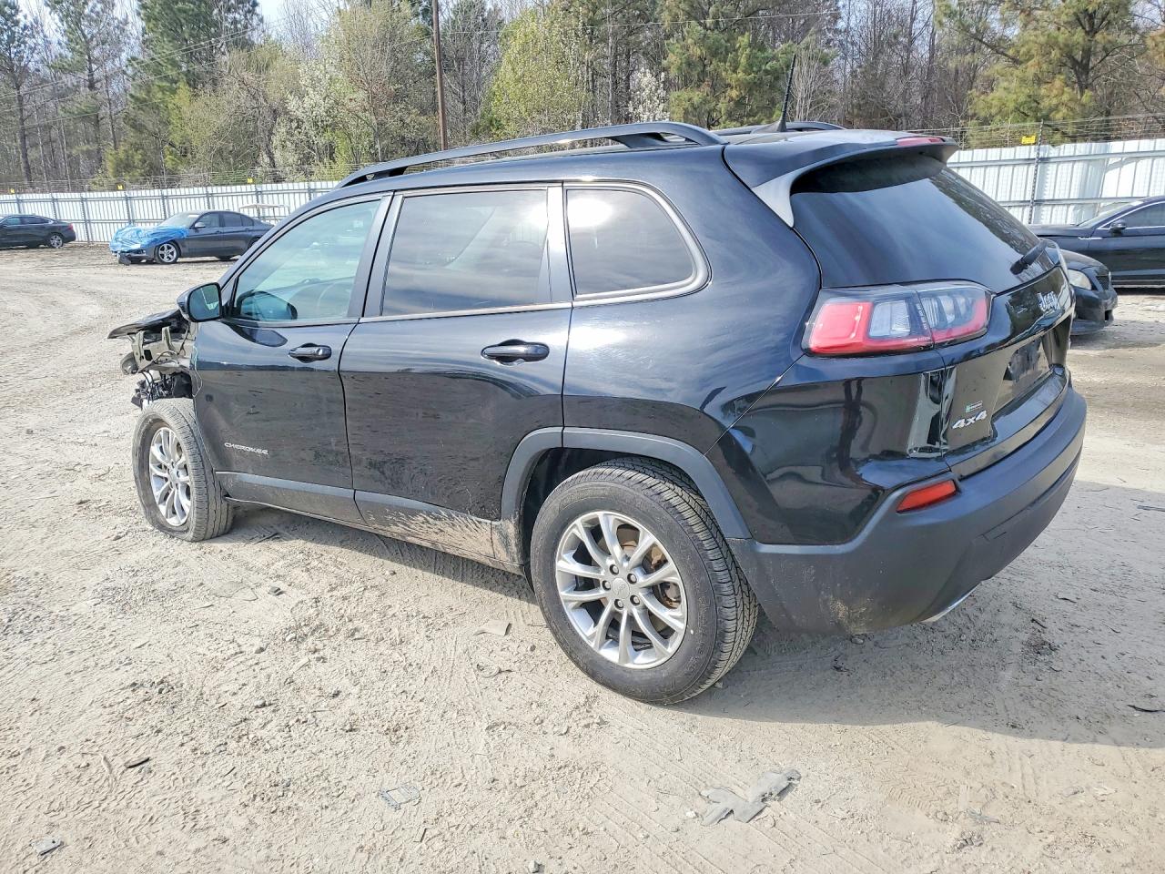 2022 JEEP CHEROKEE LATITUDE LUX photo 4